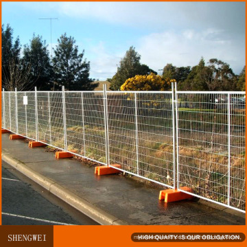 2.4X2.1m Temporary Fence with Concrete Base and Clamp for Australia